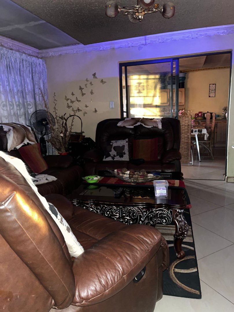 2 Bedroom Property for Sale in Botshabelo Free State